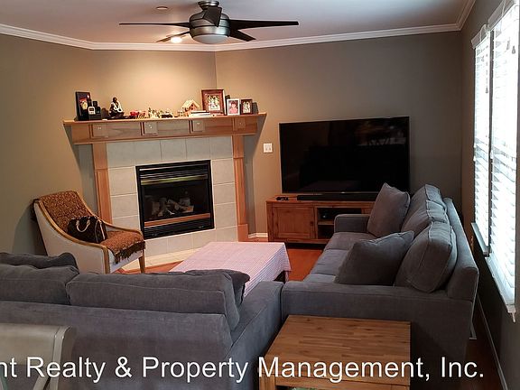 5th image of 1223 Evans Ct