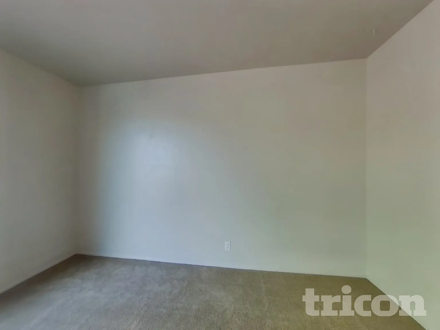 4269 S Blue Jay St West Valley City UT — Photo 3
