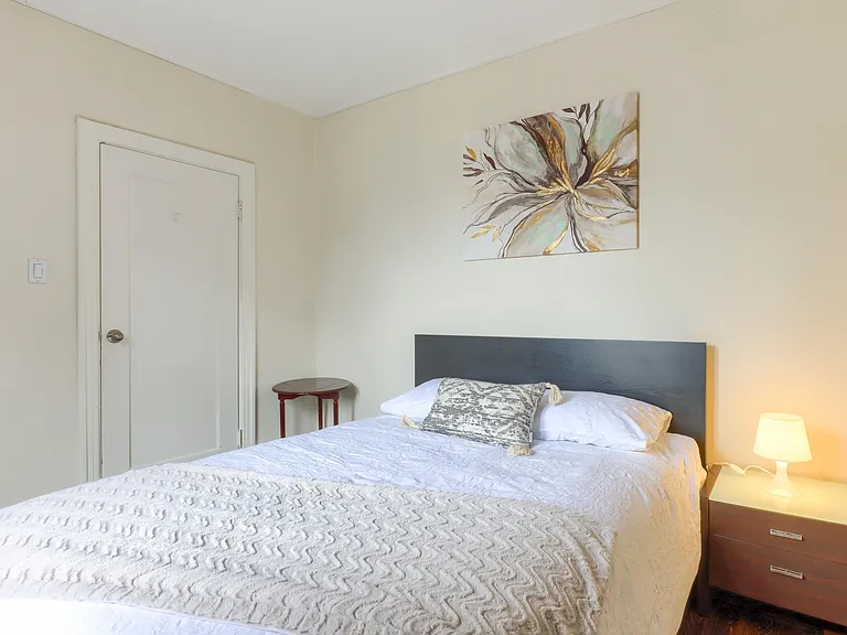 935 Jervis St #6 — Photo 7