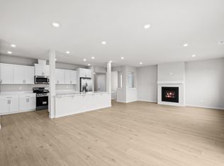 9225 SW Vermillion Dr, Tualatin, OR 97062