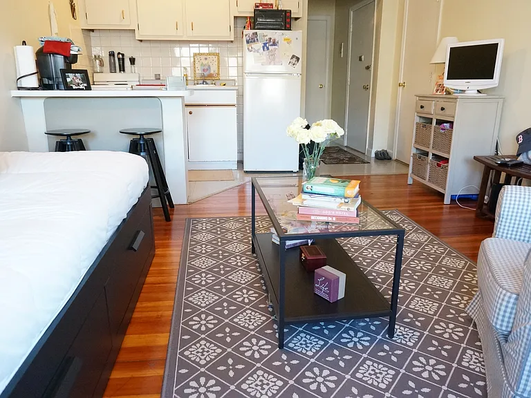 1132 Commonwealth Ave #5 — Photo 6
