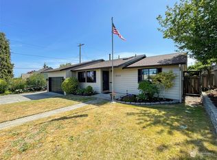 1013 S Laurel St, Port Angeles, WA