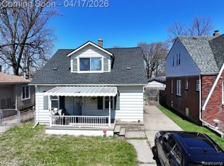 1125 E Hayes Ave, Hazel Park, MI 48030