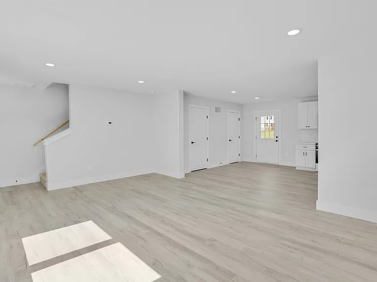 523 S Cedar Ave #523 — Photo 11