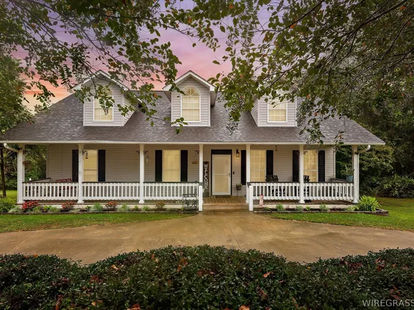 17585 Laurel Rd, Andalusia, AL 36420