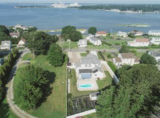 167 Shore Rd, Waterford, CT 06385