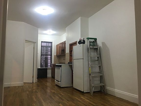 2nd image of 298 Leonard St #3