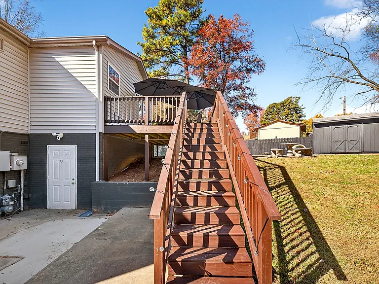 6013 Ferndale Pl — Photo 38