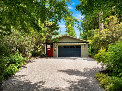 (Undisclosed Address), Bainbridge Island, WA, 98110