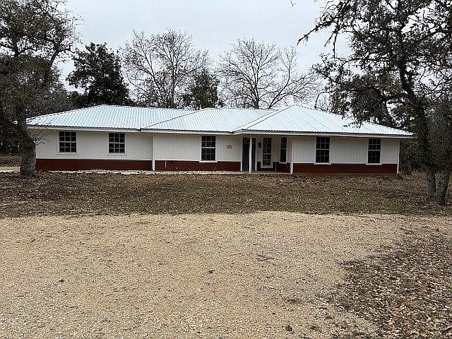 1st image of 675 Lacey Dr