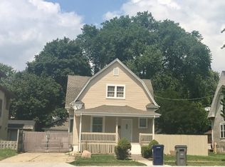 608 Bluff City Blvd, Elgin, IL 60120