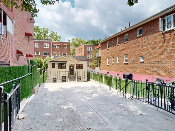 552 East 80th Street image 25 of 25