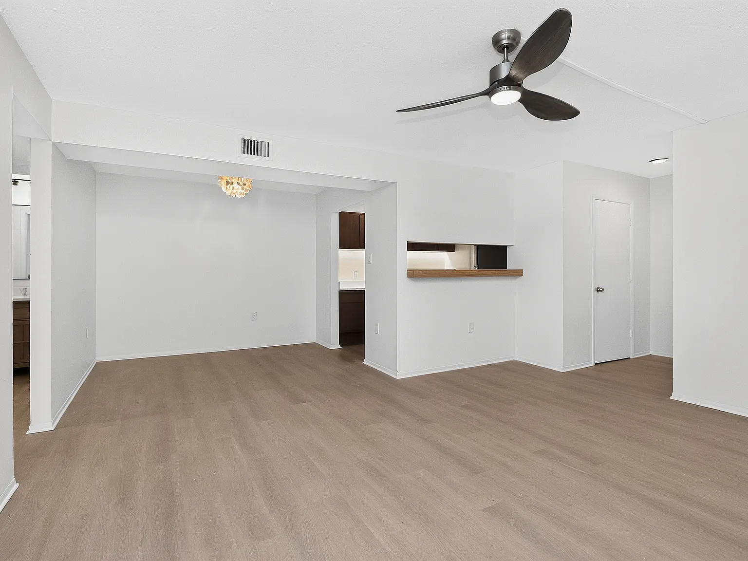 1 bed, 748 sqft, $1,500 — Photo 2