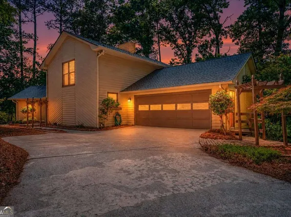 5573 Hidden Harbor Lndg, Gainesville, GA 30504
