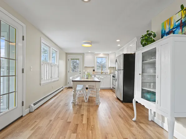 17 Spring Street, South Portland, ME 04106