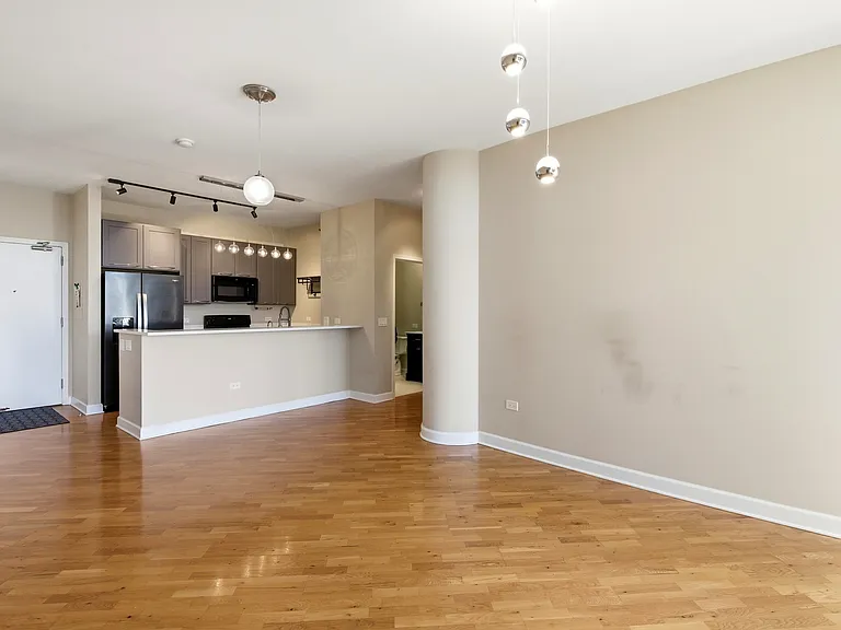 1322 S Prairie Ave #408 — Photo 28
