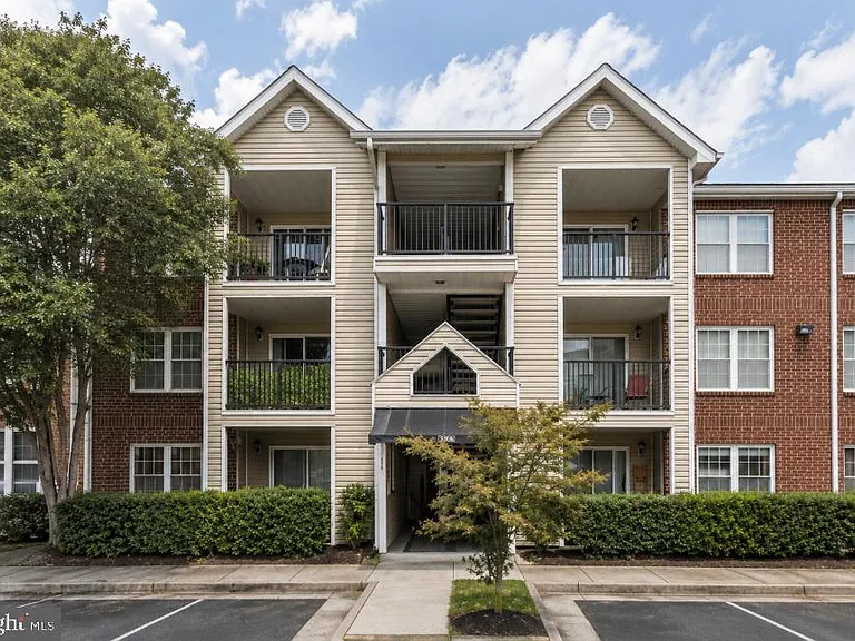 3306 Wyndham Cir #328 — Photo 1