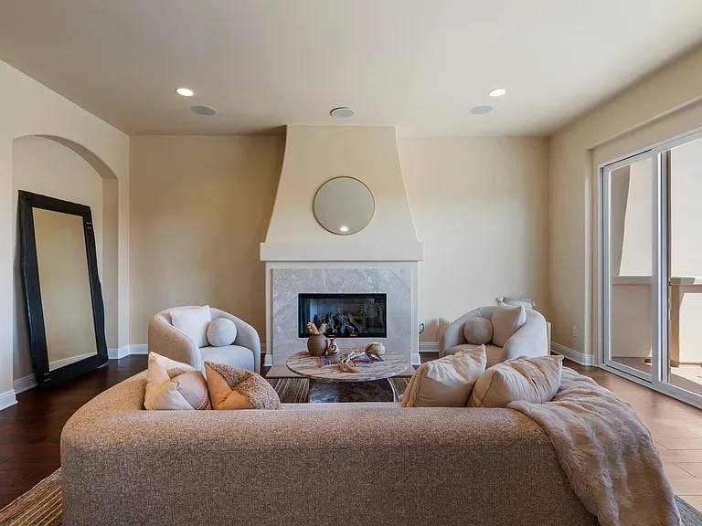 23963 De Ville Way #11 — Photo 7