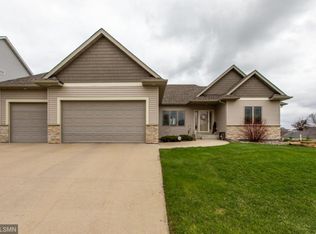 6004 Mountain Ash Ln NW, Rochester, MN 55901