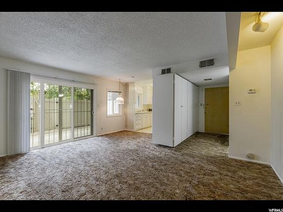 4th image of 636 N Oakley St APT C106