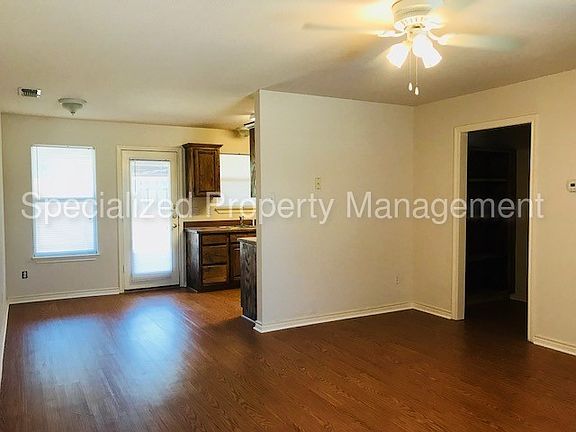 2nd image of 4920 Diaz Ave