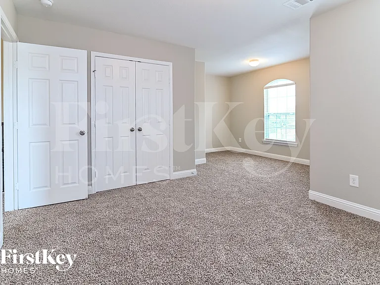 26108 Knights Tower Ct — Photo 8
