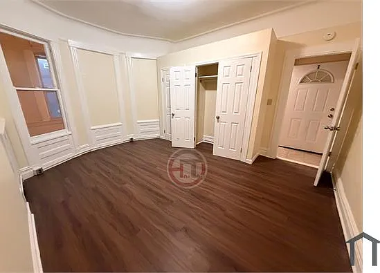 3 bed, $3,633 — Photo 3