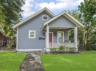704 E 11th 1/2 St, Houston, TX 77008