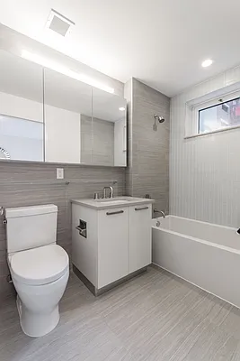 Rented by Bond New York | media 9