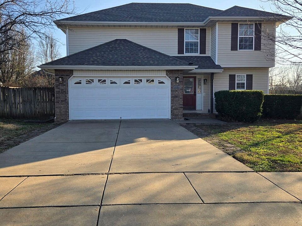 1st image of 2236 E Lee Street