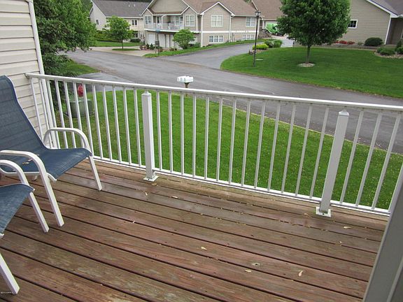 5th image of 1589 Hickory Trace Dr
