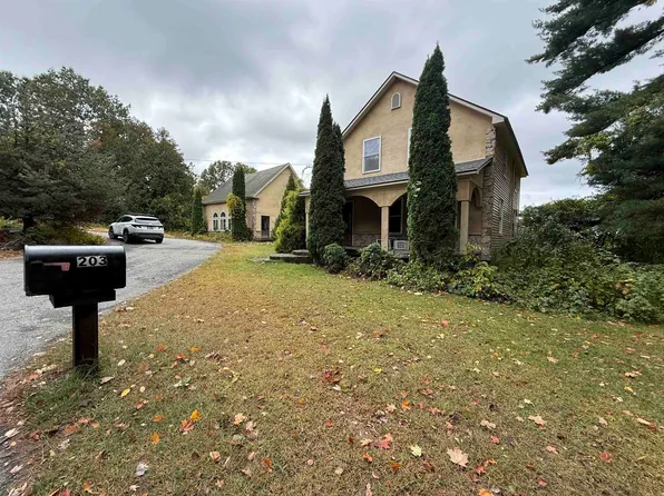 206 Chester Rd, Auburn, NH 03032