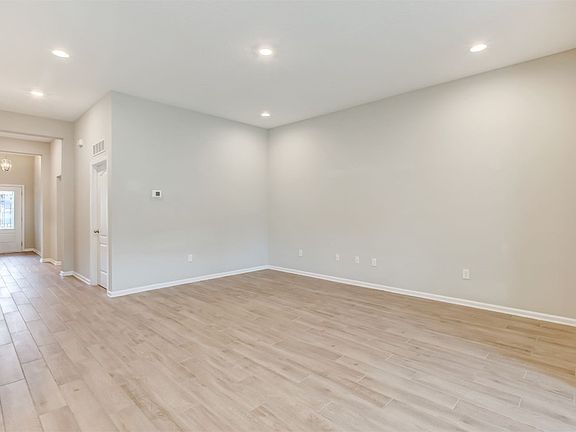 5th image of 83340 Chapel Ct