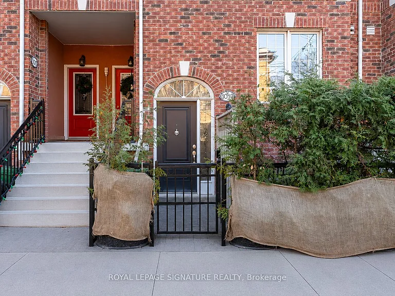 1019A College St — Photo 43