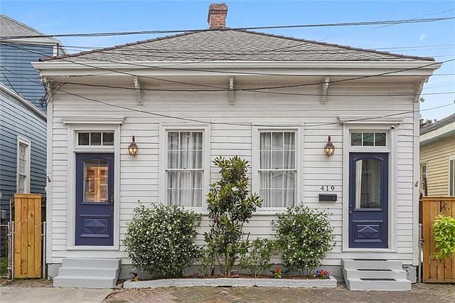 1st image of 419 Harmony St