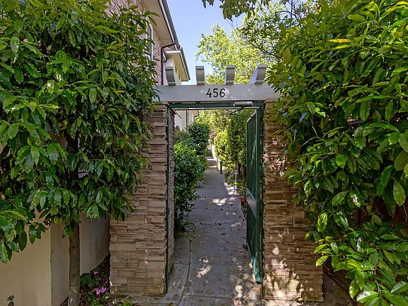3rd image of 456 Gabilan St APT 6