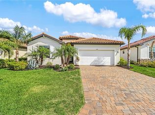 11226 Shady Blossom Dr, Fort Myers, FL 33913