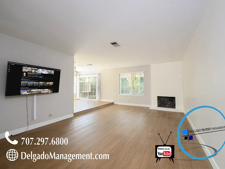 312 Durham Ct — Photo 4