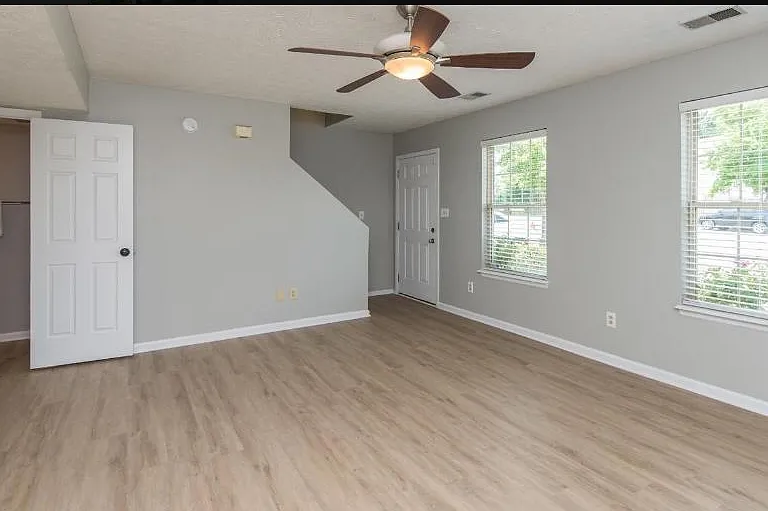 2142 Santa Anita Dr — Photo 4