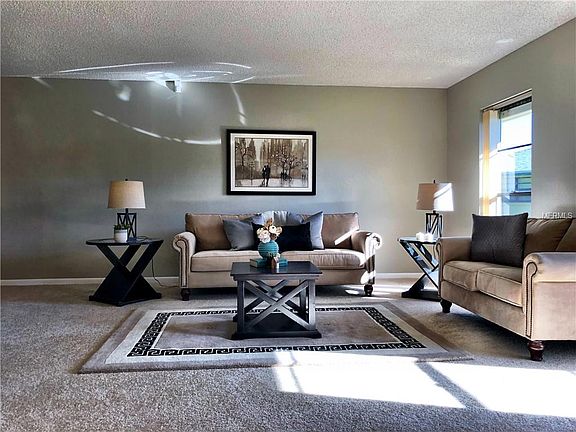 3rd image of 13187 Linden Place Dr