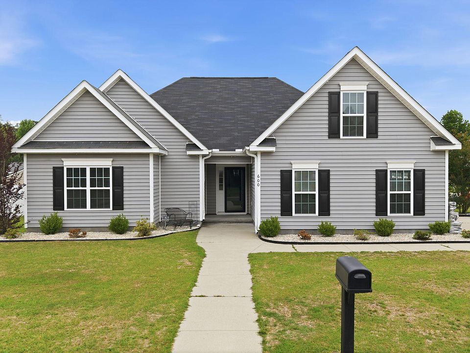 1st image of 600 Rockland Drive