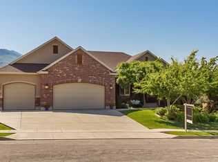 532 N Peregrine Cv, Layton, UT 84040