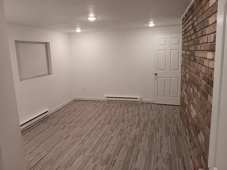 Main bedroom.