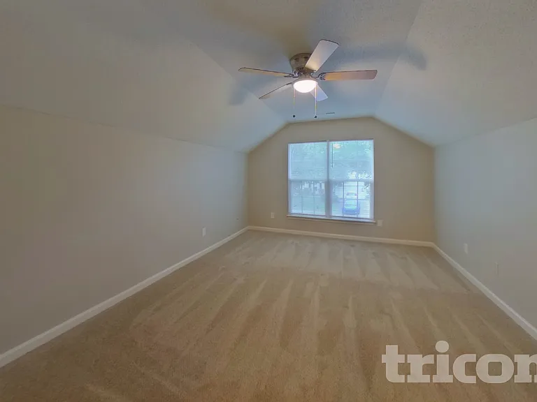 4030 Evelyn Ave — Photo 16