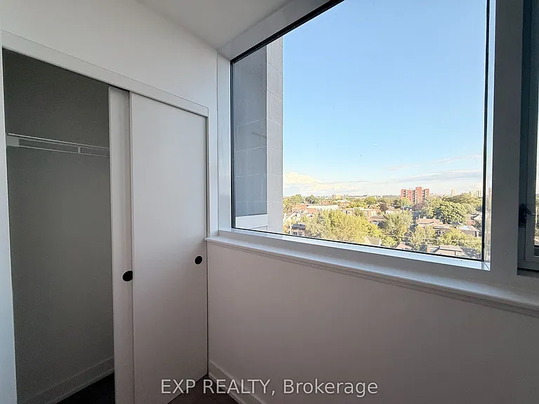 560 Rideau St #701 — Photo 13