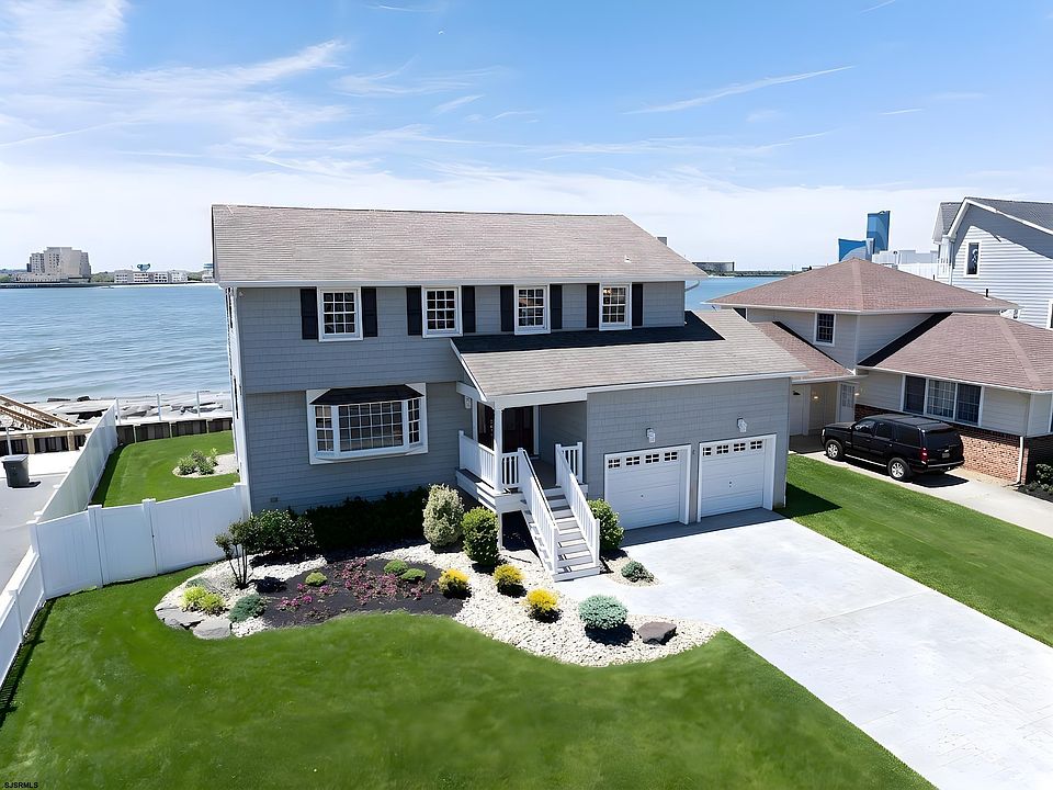 1st image of 48 Ocean Dr W