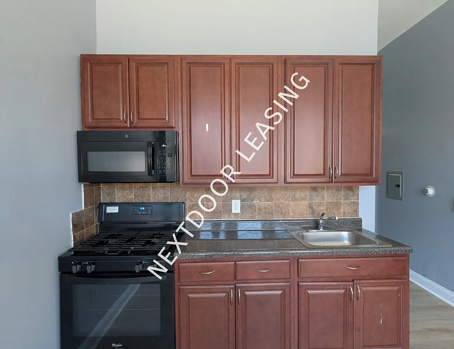 403 Avenue C — Photo 1