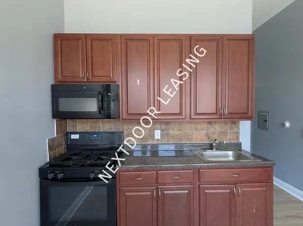 403 Avenue C, Bayonne, NJ