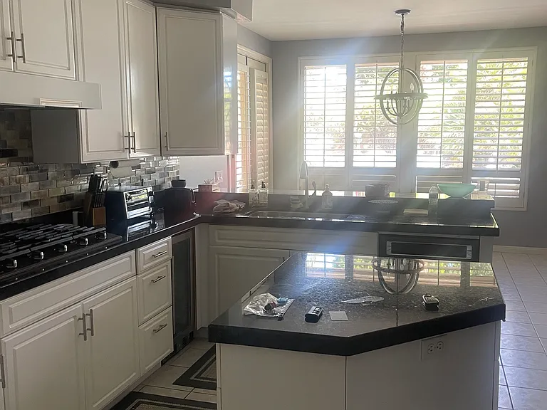 22 Belmonte Dr — Photo 9