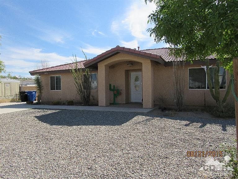2nd image of 2366 Riviera Dr